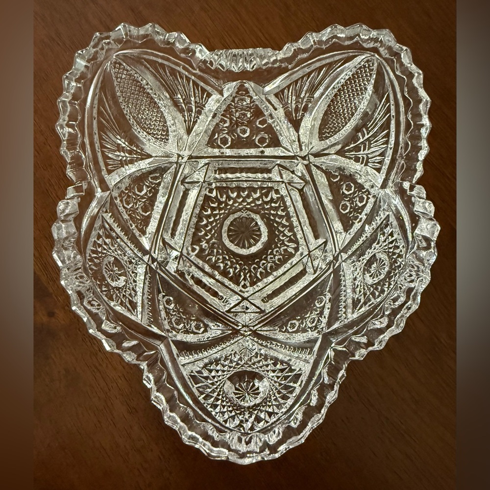 Vintage Imperial Glass Nucut Heart Shaped Pressed Crystal Dish W/ Sawtooth Edge